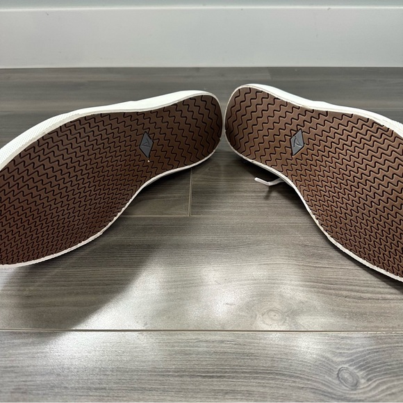 NEW Sperry Men’s Captain’s CVO Washable Grey Sneakers, Size 9.5 - Picture 5 of 6